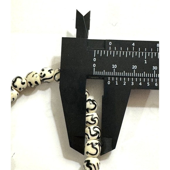 Natural Tibetan Yak Bone Om Bracelet 8mm Prayer Healing Reiki Energy - Picture 6 of 6